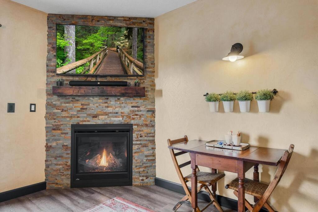 The Rustic Suite - Main Street Lodge In 베를린 외부 사진