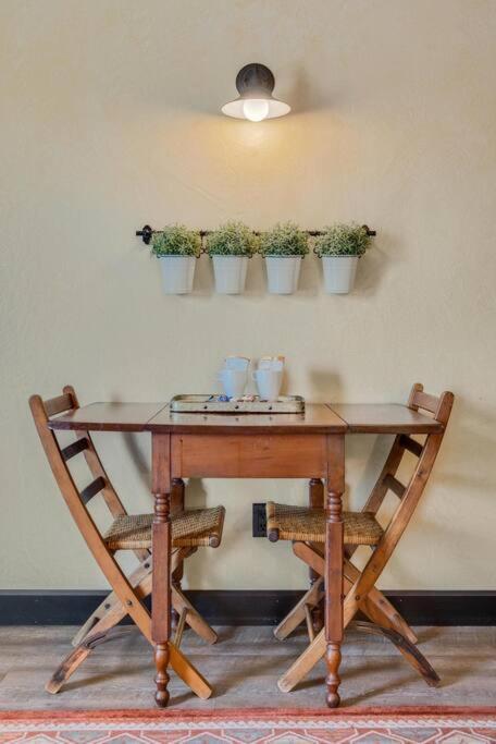 The Rustic Suite - Main Street Lodge In 베를린 외부 사진