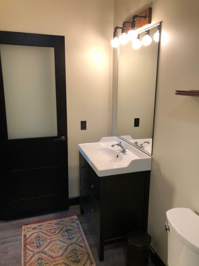 The Rustic Suite - Main Street Lodge In 베를린 외부 사진